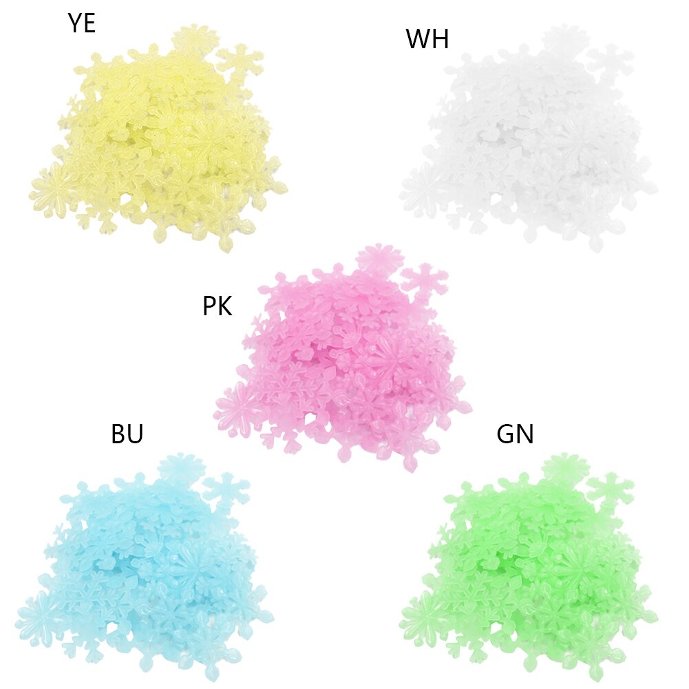 50Pcs DIY 3D Snowflake Fluorescent Stickers In The Dark Luminous On Wall Stickers Kids Room Living Room Decal Home DecorationCY