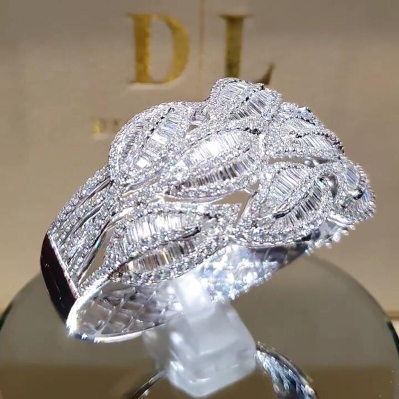 Elegante Anelli di Cerimonia Nuziale per Le Donne di Cristallo Scintillante Zircone Da Sposa Anniversary Commemorative Giorno Ladys di Modo Dell'anello Dei Monili 40M730