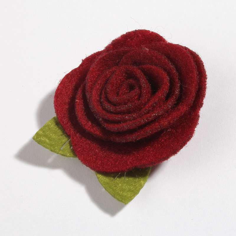 Flores de tela no tejidas de fieltro con hojas verdes para la cabeza, accesorios para el cabello, rosas enrolladas bonitas, 5CM, 10 Uds.: L / With Clip