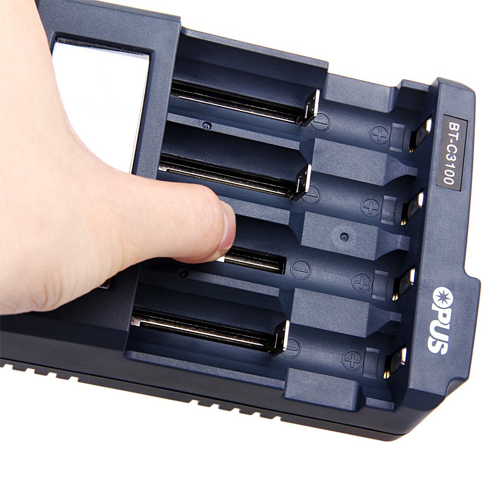 Opus BT-C3100 Ladegerät V2.2 Clever 4 Schlüssel Digitale Intelligente Ladegerät LCD Bildschirm Li-Ion NiCd NiMh Batterie Ladegerät uns EU Stecker