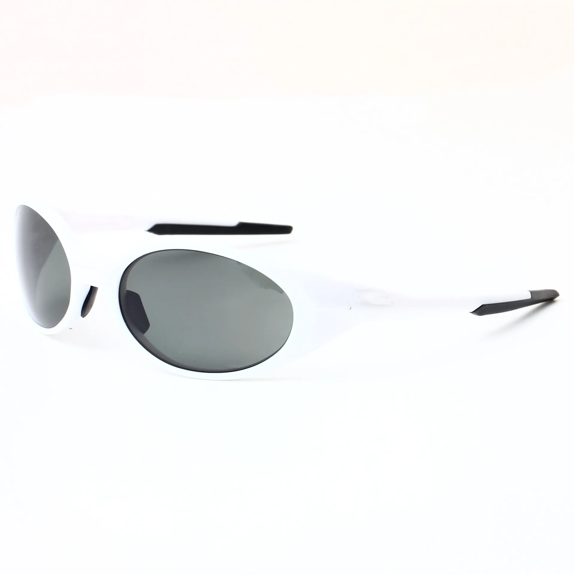Outdoor Sport Pilot Zonnebril Ovale Mode Y2K Mannen Rijden Sport Zonnescherm Bril Strand Fietsen UV Beschermende Bril: WHITE