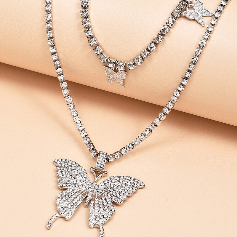 2 Pcs/Set Charm Women Necklaces Set Crystal Butterfly Pendant Clavicle Chain Silver Color Necklace Bohemian Wedding Lady Jewelry