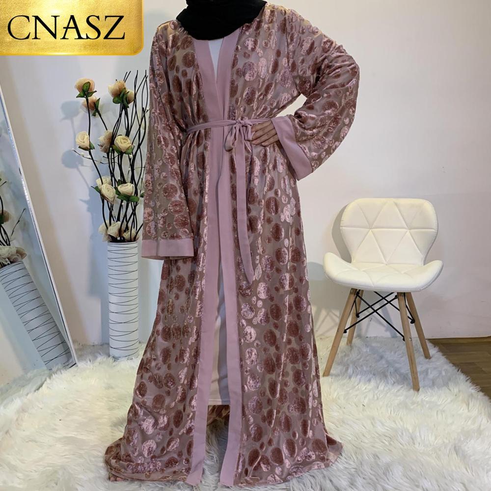 Vacker dam blygsam sammet klänning mönster senaste abaya design dubai sommar