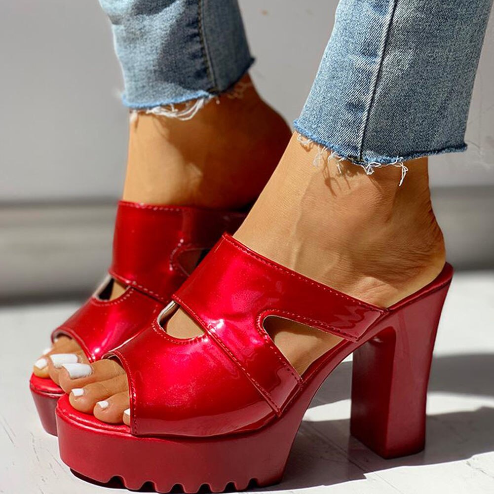 Karinluna femmes INS nouvelle paille plate-forme plat fleurs pantoufle tongs sandales chaussures d'été: Rouge / 8.5