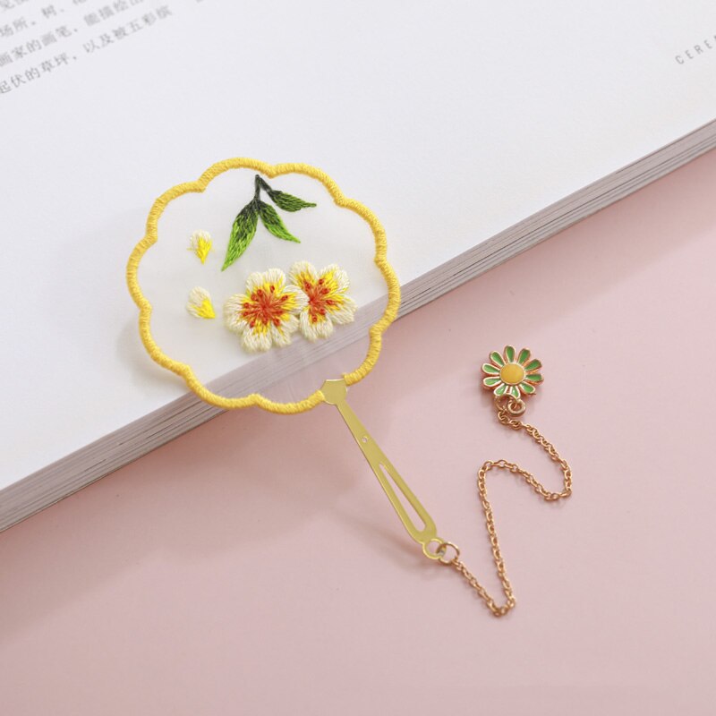 Chinese DIY Panda Embroidery Kit of Bookmark Handmade Needlework Cross Stitch Sewing Craft Unfinished Kit Home Decor: 2