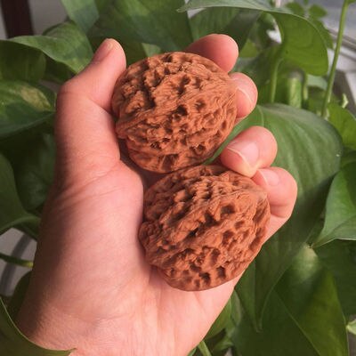solid walnut fitness ball for elderly hand message balls palm health care hand finger exercise ball: 40mm