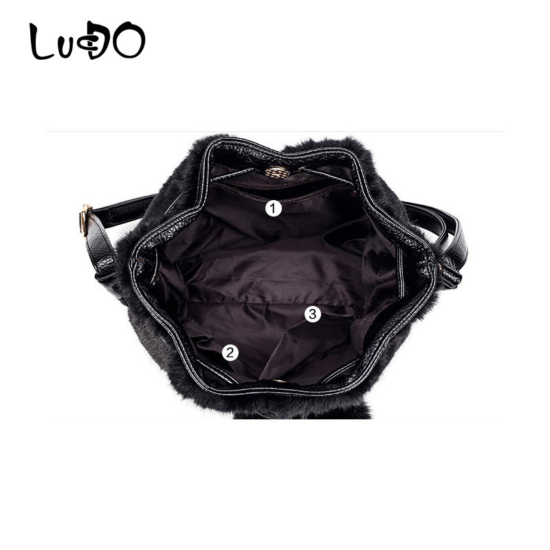 Lucdo Herfst Winter Mode Vrouwen Schoudertas Dames Crossbody Tas Luipaard Pluche Bont Harige Vrouwelijke Tassen Kwastje Bal Bolsos Mujer