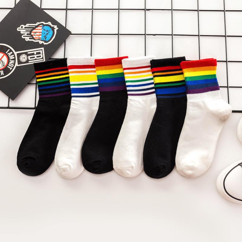 Autumn and Winter Cotton Socks Colorful Stripes for Ladies Female Leisure Comfortable Rainbow Socks Women
