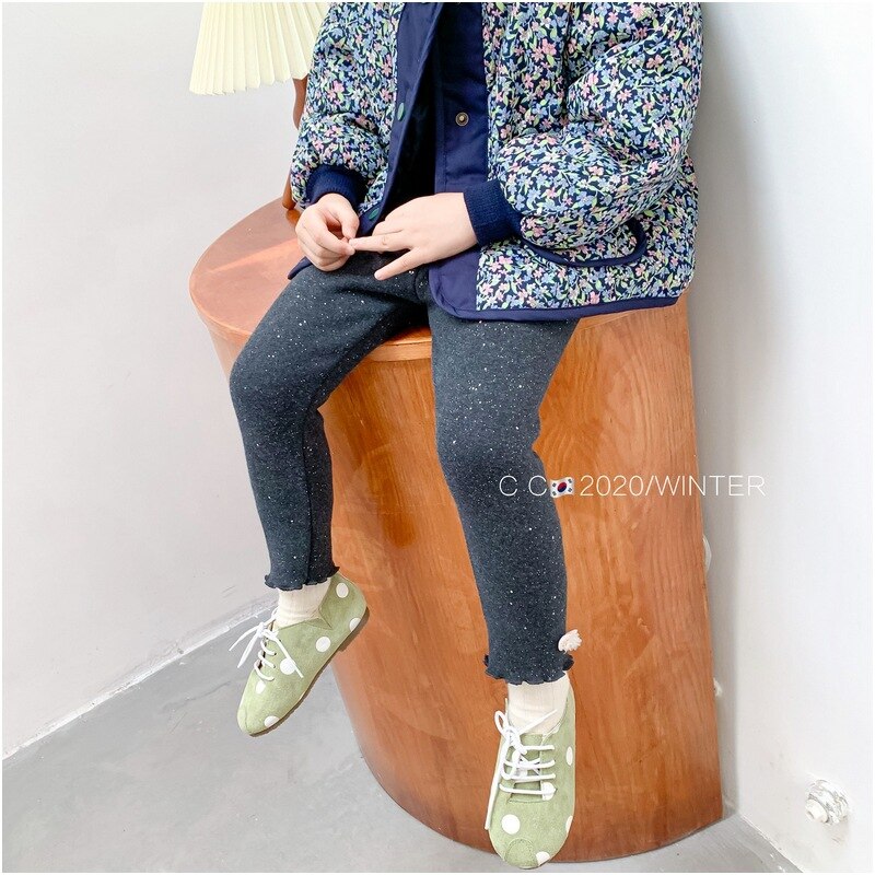 Autunno inverno nuovi pantaloni per bambina pantaloni in Cashmere di cotone per bambini Leggings per ragazze più vestiti per bambini in velluto
