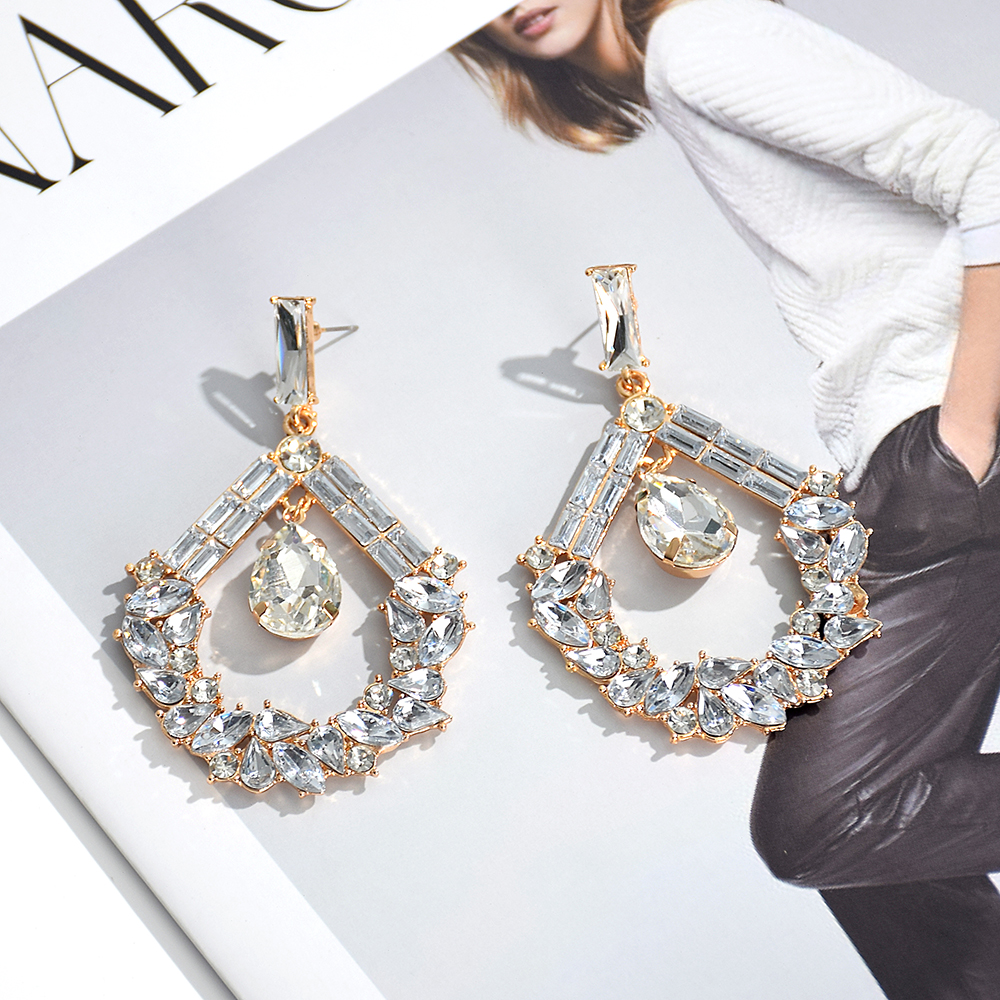 Vintage glazen oorbellen met steentjes voor vrouwen en meisjes, opvallende kristallen accessoires en sieraden.: Roodbruin