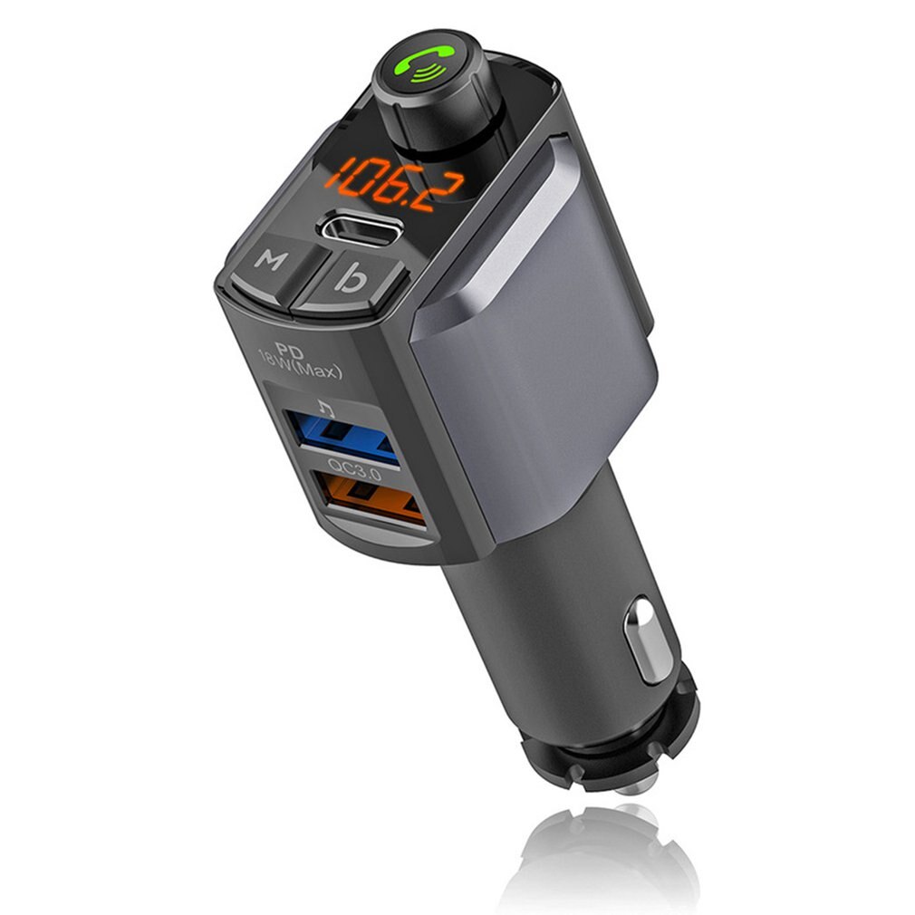 Kabelloses autoradio mit  mp3 playern, bass-subwoofer, fm-transmitter und kabellosem ladegerät für  mp3 player  pc18w qc3.0