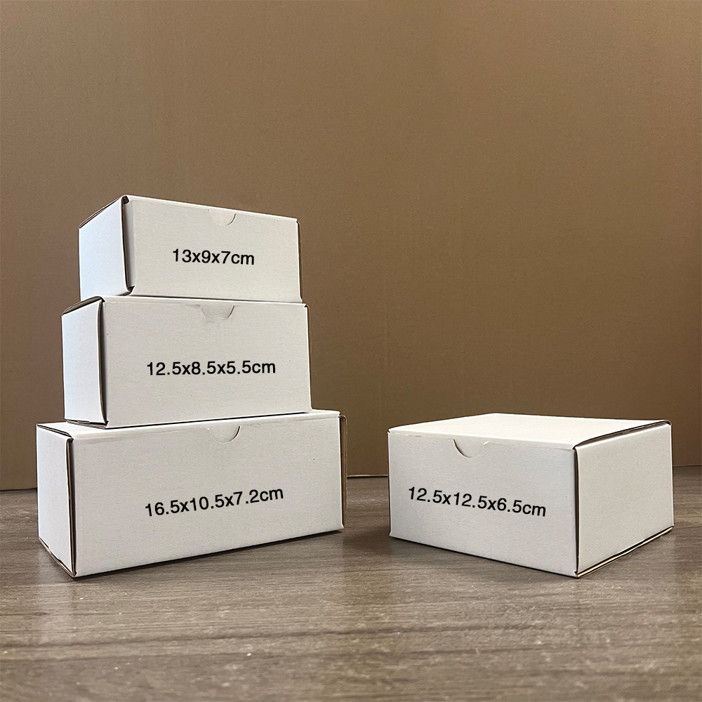 Boîte d'emballage en papier ondulé pliable blanc, 10 pièces/lot, boîte en Carton de mariage pour petites entreprises, boîte de rangement d'emballage, boîte de courrier