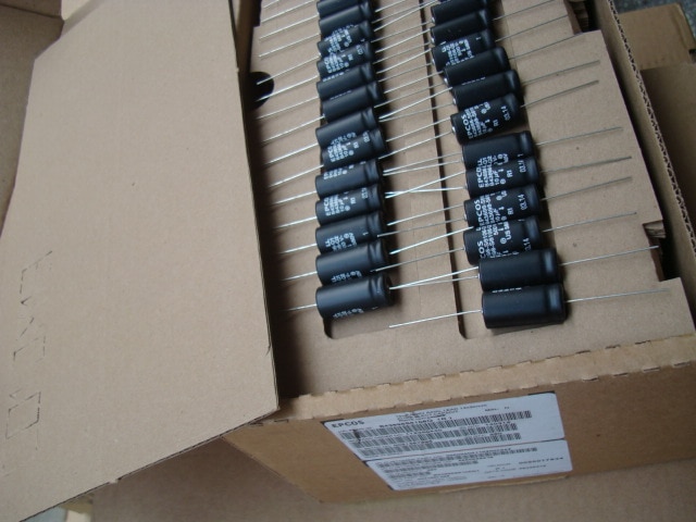 10 stk epcos  b43698 500v 10uf 550v 10uf 14 x 30mm b43698 s 6106q opprinnelig eske aksial filtrert avkobling elektrolytisk kondensator