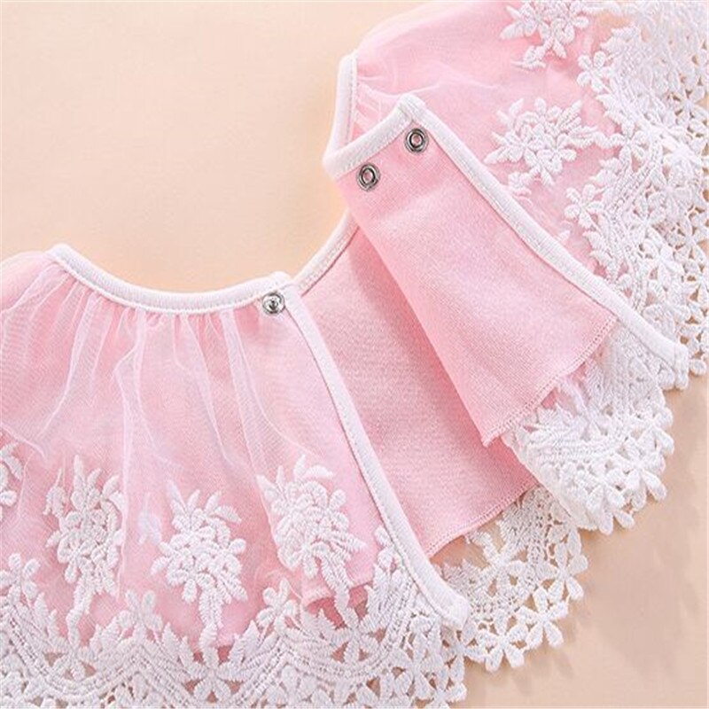 Lawadka-Baberos de algodón de encaje Floral para bebé, bufanda, babero, Estilo Princesa para niña, accesorios de ropa para bebé