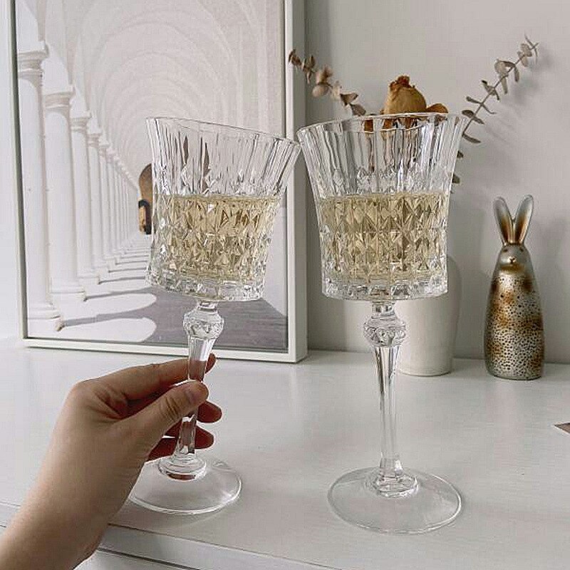 Romantic Love Series Goblet 150-280ml Lead-Free Crystal Vintage Red Wine Glass Champagne Whiskey Cup Fans Flat Cup