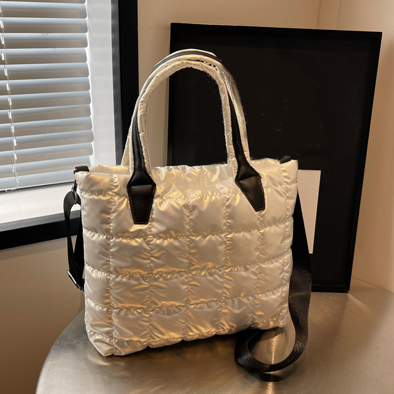 dames gezwollen draagtas PU lakleer gewatteerd groot formaat student laptop crossbody tas dames herbruikbare boodschappenschoudertas: Beige