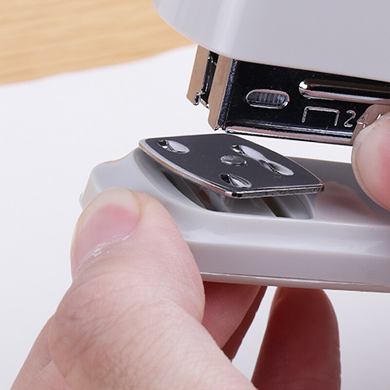Nietmachine Kantoor Handleiding Arbeidsbesparende Grote Nietmachine Student Nietmachine Mini Kleine Multifunctionele Verdikkingsmiddel Nietmachine Nietmachine Kantoor Gebruik