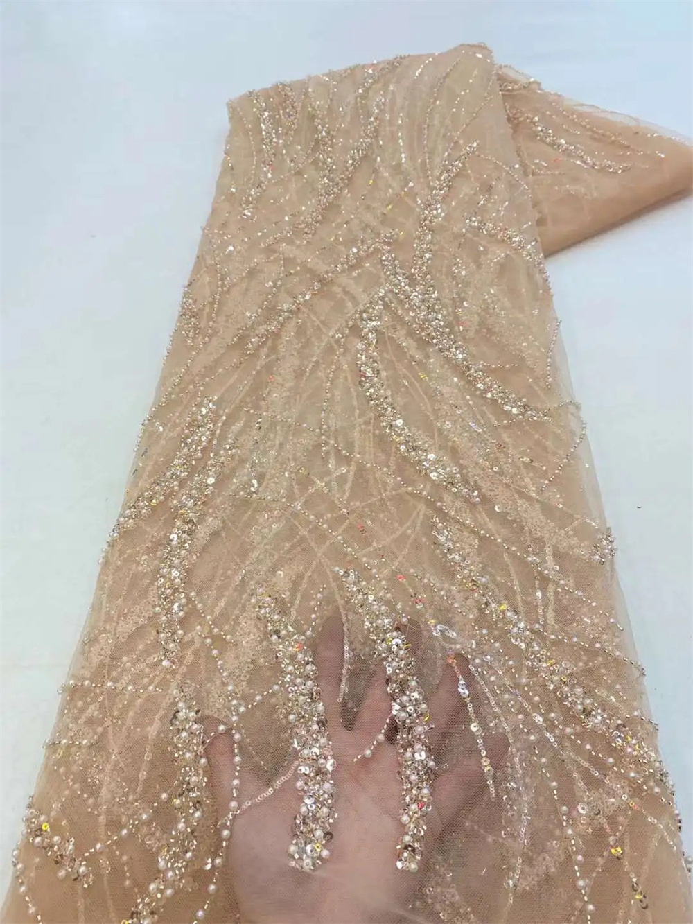 Luxe 3D Kant Stof 5Yards Dubai Hand Kralen Tule Kant Stof Geborduurde Pailletten Afrikaanse Nigeriaanse Stof Voor Naaien: WHITE