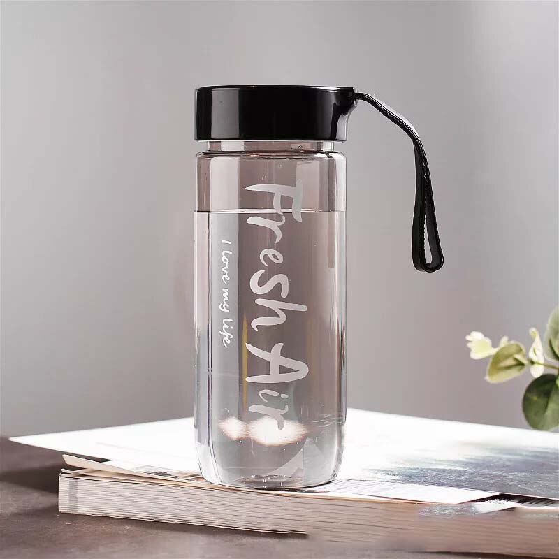 Plast vannflaske treningsstudio sport flaske shaker flaske miljøvennlig bærbar Fitness flaske med tau lekkasjesikker min flaske: Svart