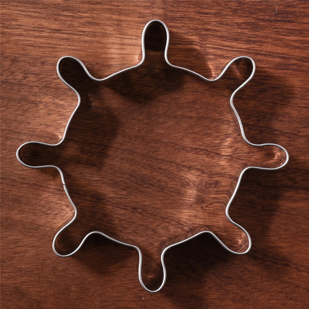 KENIAO Rudder Cookie Cutter - 10 x 10 cm - Nautical Biscuit and Fondant Cutter - Stainless Steel