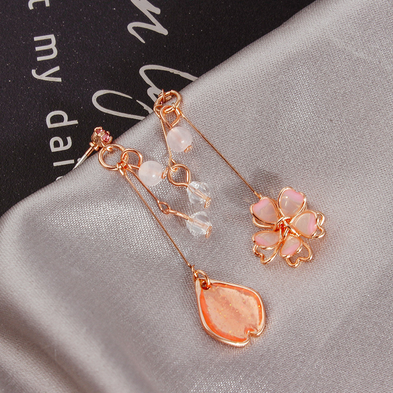 Boucles d'oreilles coréennes élégantes en forme de fleur et de papillon pour femmes, cristal exquis en Zircon, longues pampilles, bijoux de tempérament pour filles