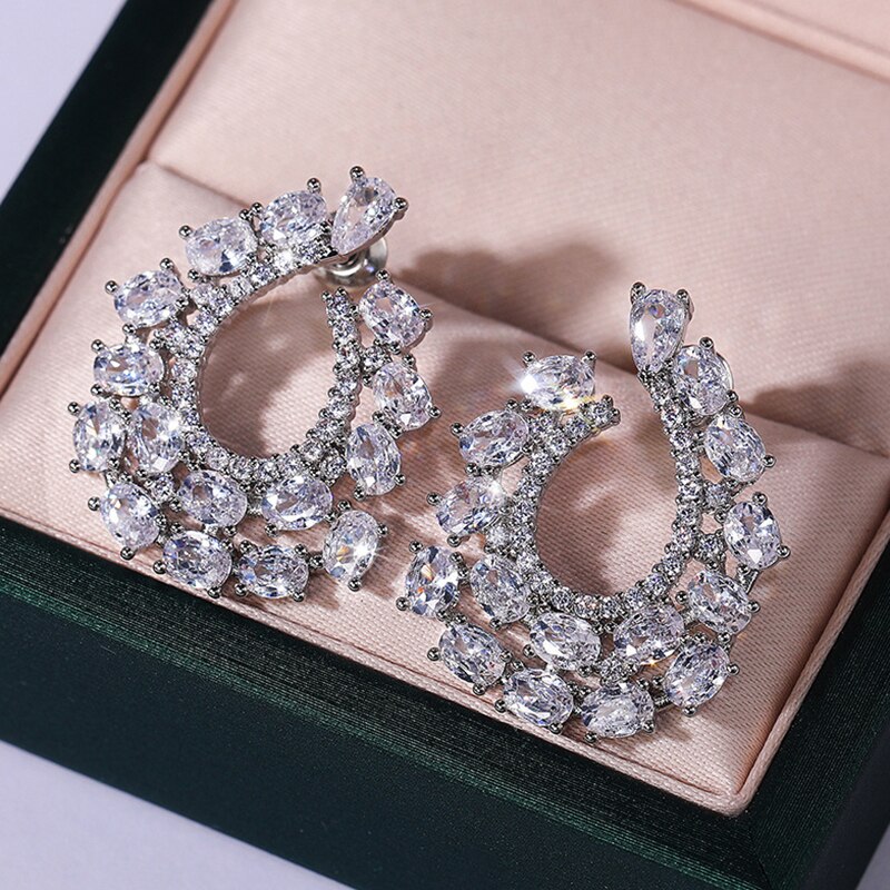 Mode Edele Witte Zirconia Verharde Big Cz Stud Oorbellen Voor Vrouwen Party Wedding Oorbellen Brand Sieraden