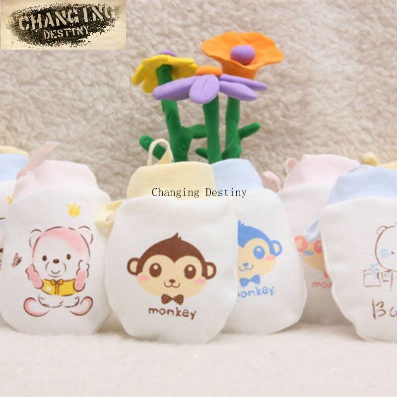 0-12 Months Baby Gloves Drawstring Adjustable Cartoon Anti-grabbing Face Little Bear Printed Glove Random