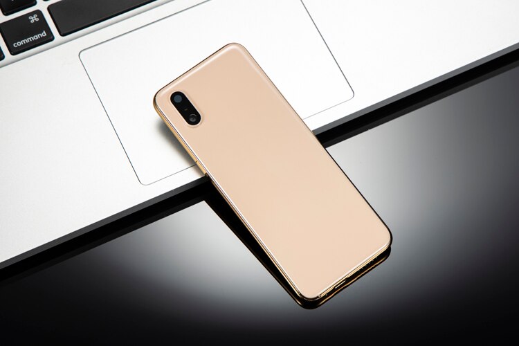 Mini téléphone portable ultra-fin  i8 g/m² , 2g réseaux, touches tactiles, carte d'étudiant, téléphone portable sans internet: Ajouter 16g cartes tf / Or