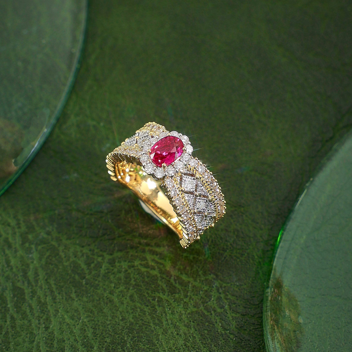 Anillos de Color dorado de estilo Medieval Vintage con anillo de piedras preciosas de imitación rojo/verde/azul joyería exquisita de lujo para banquete para mujer: RED