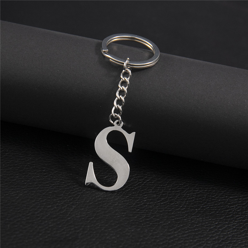 Punk diy az bokstäver nyckelring kvinnor metall initial hänge nyckelring ring för män trend 26 alfabet nyckelring väska tillbehör