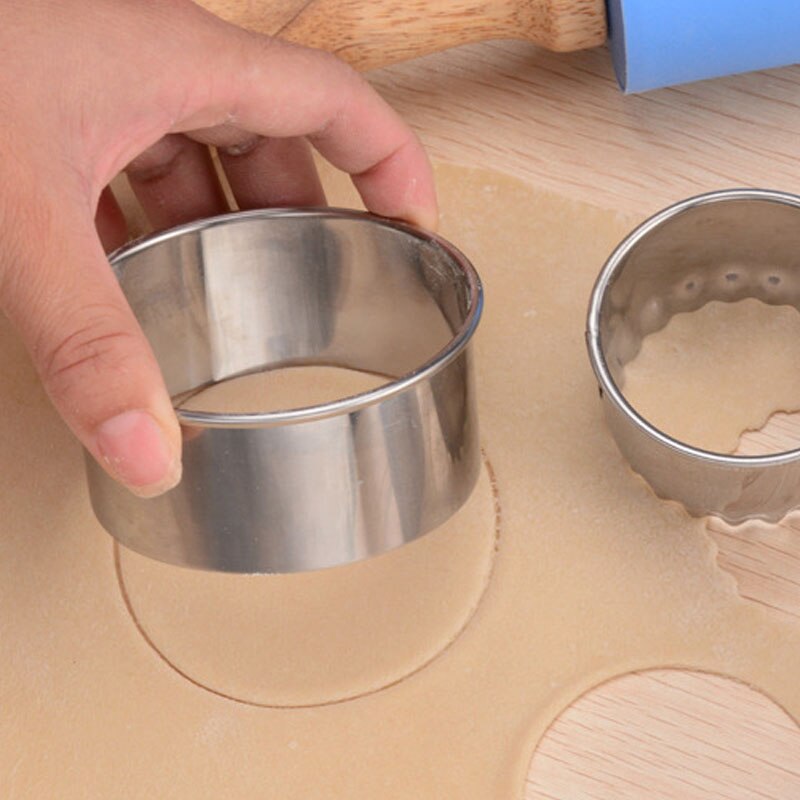 3Pcs Ronde/Bloem Vormige Deeg Snijgereedschap Keuken Gadgets Rvs Dumplings Cutter Draagbare Dumplings Wrappers Mallen