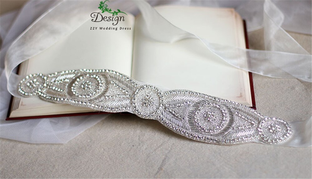 Statement Gouden Stainless Oorringen met Strass Steentjes Statement Gouden Stainless Oorringen met Strass Steentjes