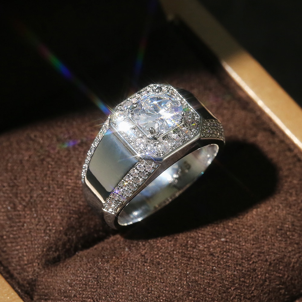 Huitan Luxury Male Wedding Ceremony Rings Cubic Zirconia Dazzling Engagement Rings for Men Classic Timeless Jewelry