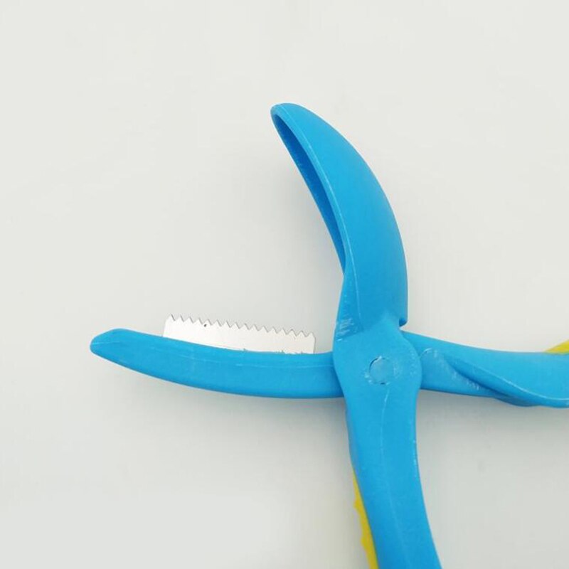 Quick Chestnut Walnut Clip Nut Cracker Sheller Walnut Pliers Metal Nuts Opener Almond Nuts Pliers Peeling Kitchen Tools Gadgets