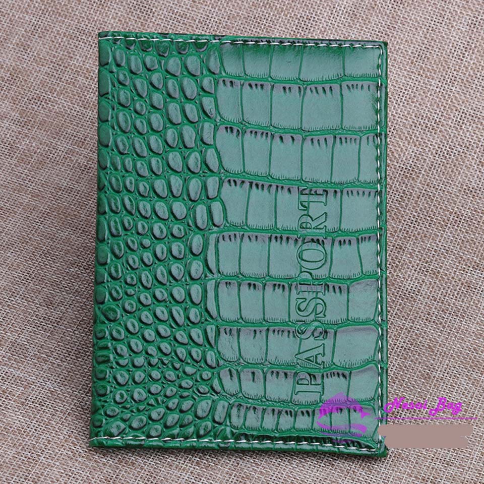 Crocodile Pattern Travel Passport Cover Russia Women Pu Leather Cover on The Passport Case Passport Travel Organizer Paspoort