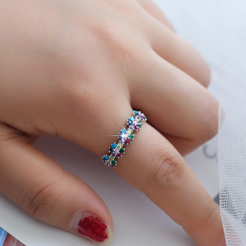 Charme kvindelig regnbue krystal tynd ring vintage sølv farve vielsesringe til kvinder lover blomster zirkon sten forlovelsesring