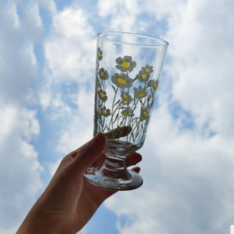 4 stiler klassisk kjærlighet som bærer 280ml vinglass kopp måke kort fot kopp krysantemum planter whisky vodka smak glass sett: S3