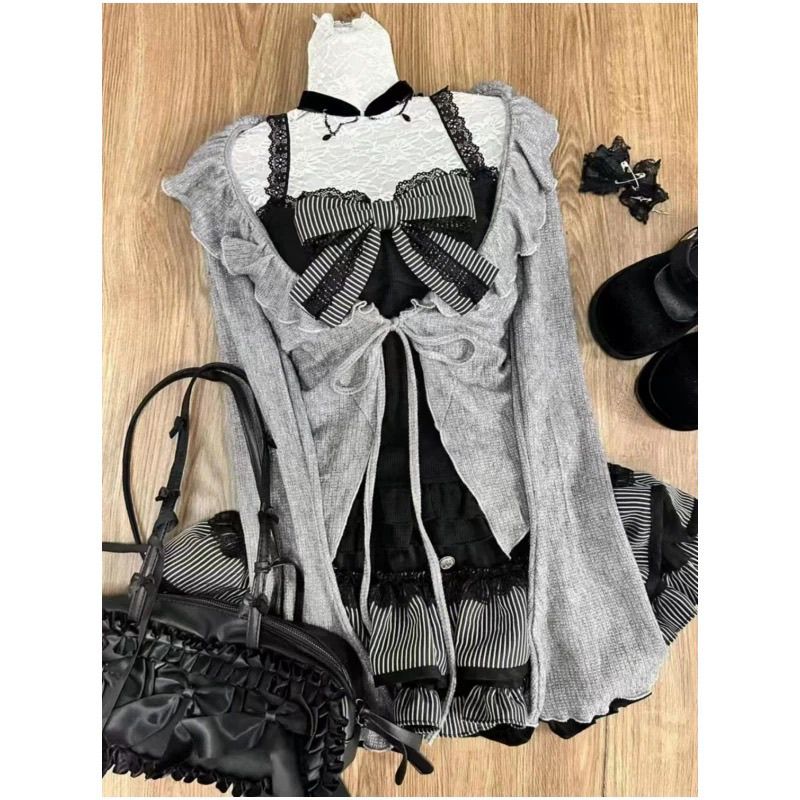 Sommer Herbst würzen Mädchen Abi Kultur Grau Schwarz Spitze Y2K Strickjacke Tragen Kuchen Spleißen Hosenträger Felsen Drei-stück einstellen für Frauen