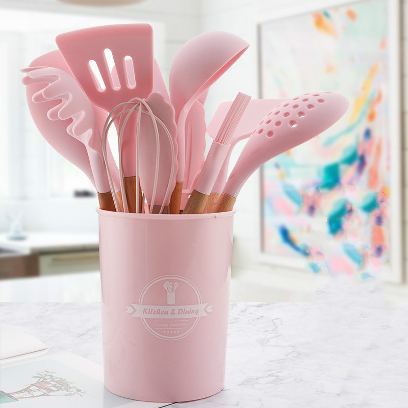Rosa matlagningsredskap silikonredskap med trä multifunktionshandtag non-stick spatel slev äggvispar spade