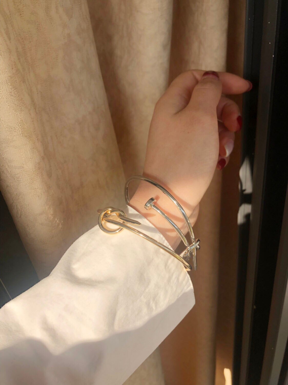 Huanzhi korean guld sølv farve manchet negle slips armbånd legering justerbar charme enkel stil armbånd til kvinder smykker