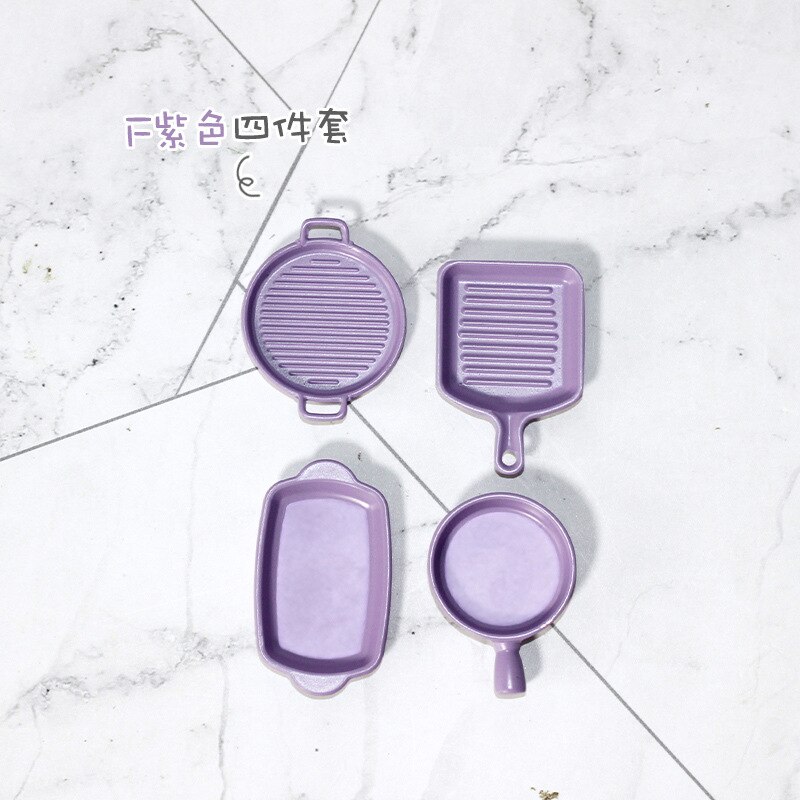 Nuovo 1:12 miniatura casa delle bambole mini Giapponese Piatto Piatto di Bistecca giocattolo modello della decorazione Macaron piatto piatto piatto di bistecca bambini collezione di articoli da Regalo: 4pezzi viola