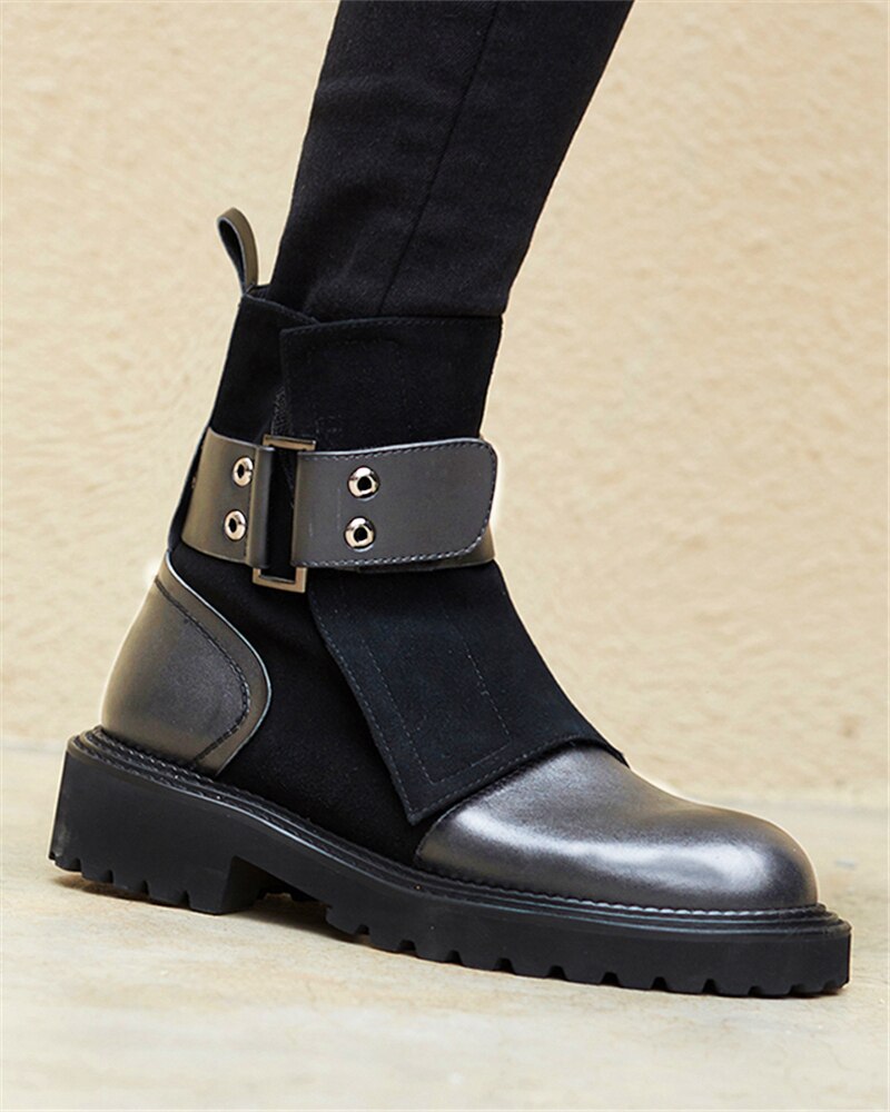Botas de motorista de piel sintética con cinturón, de tacón bajo, estilo casual callejero negro