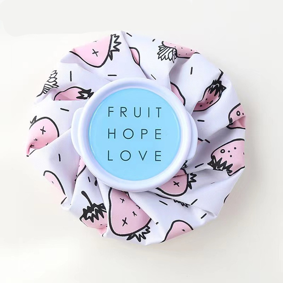 Un lindo bolso de compresa fría y de dibujos animados para un uso repetido en paquetes de hielo de enfriamiento para niños llenos de agua doméstica: Azul