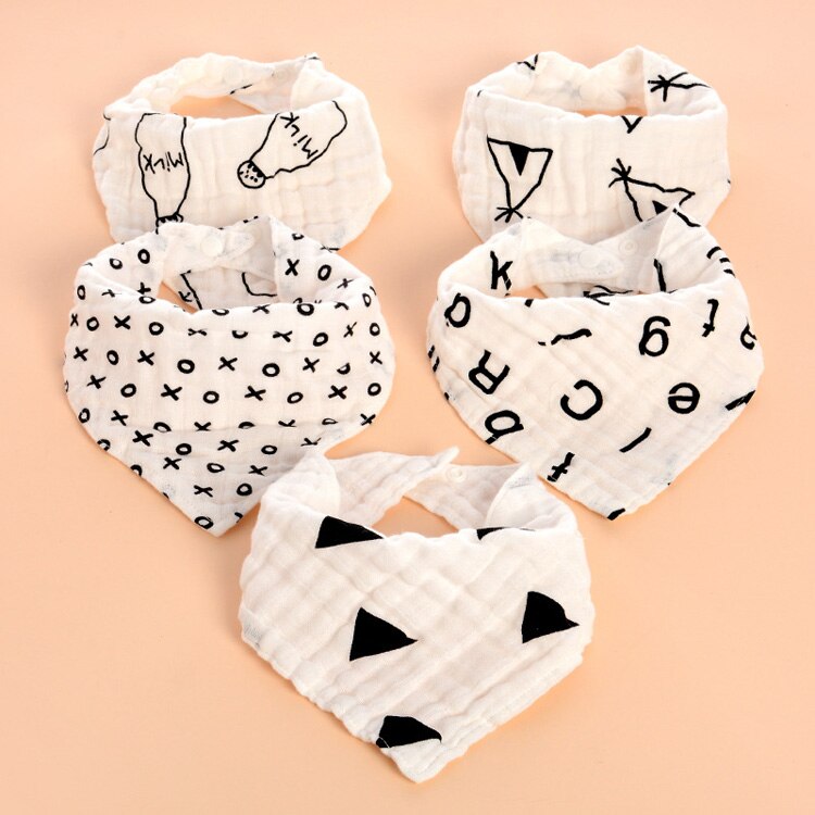 Mooie Baby Slabbetjes Jongen Meisje Bandana Water Absorberen Bib Burp Doek Driehoek Cartoon Katoenen Baby Sjaal Burp Dubbele Snap Baby accessoire