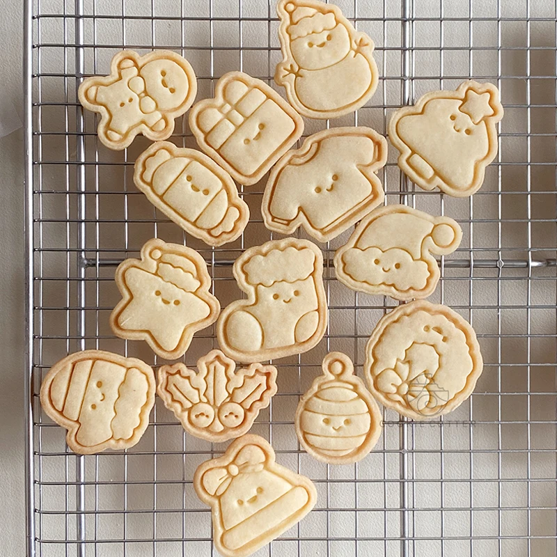 Di Natale mini Simpatico Pupazzo di Neve Pan di zenzero uomo Stampo per Biscotti Riutilizzabile 3D cartone animato Fondente Biscotto stampatore Cottura Torta Decorazione Strumenti