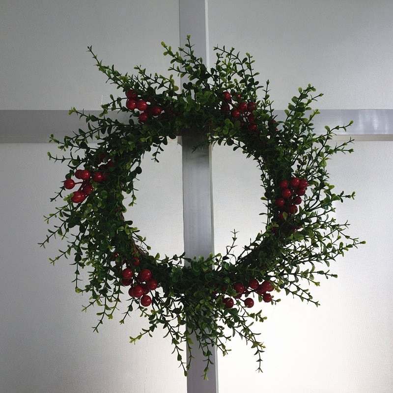 17 Cal sztuczna zielona liście eukaliptusa czerwone jagody wieniec z przodu dekoracja drzwi boże narodzenie drzwi girlanda