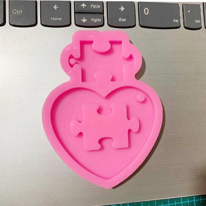 DIY Autistic Love Puzzle Pendant Keychain Silicone Mold Heart Jigsaw Puzzle Mold