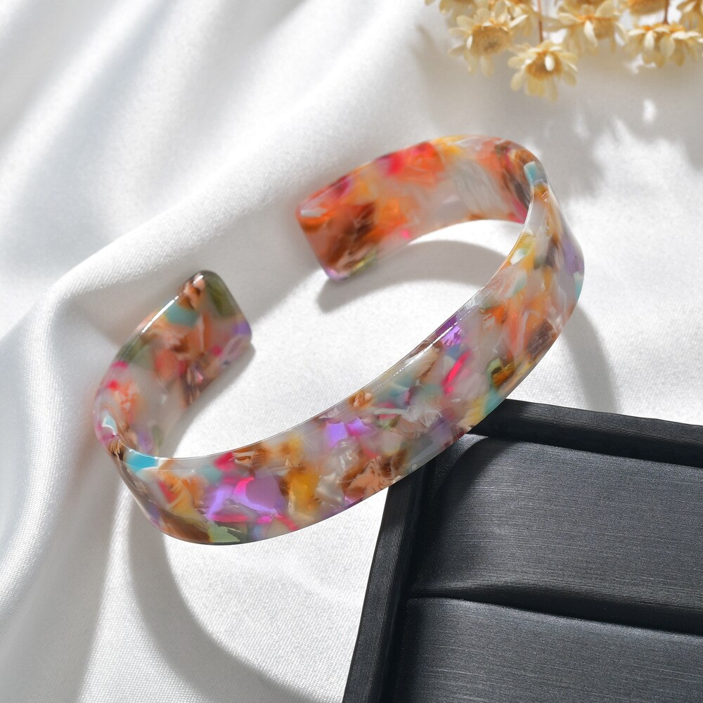 Akryl leopard manchet armringe armbånd til kvinder piger farverige resin manchet armringe 12mm bredde åben armring fest: 06