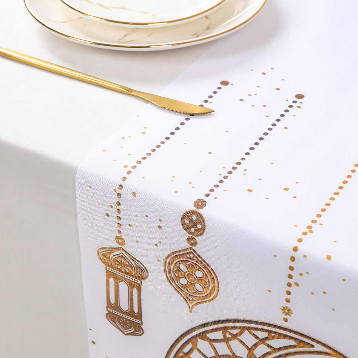 Moon Star Ramadan Kareem Table Runner Eid Mubarak Decorations for Home Islamic Muslim Party Supplies Chandelier Table Cover