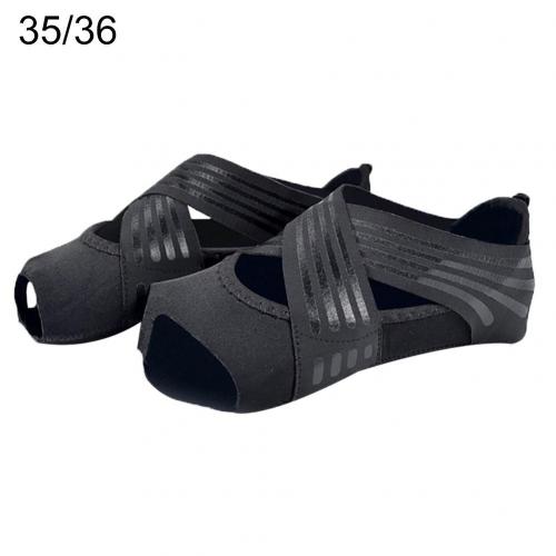 Professionele Gym Yoga Schoenen Vrouwen Platte Zachte Anti-Slip Zool Ballet Antislip Fitness Dansschoenen Pilates Yoga schoenen Sokken: Black / 37  38